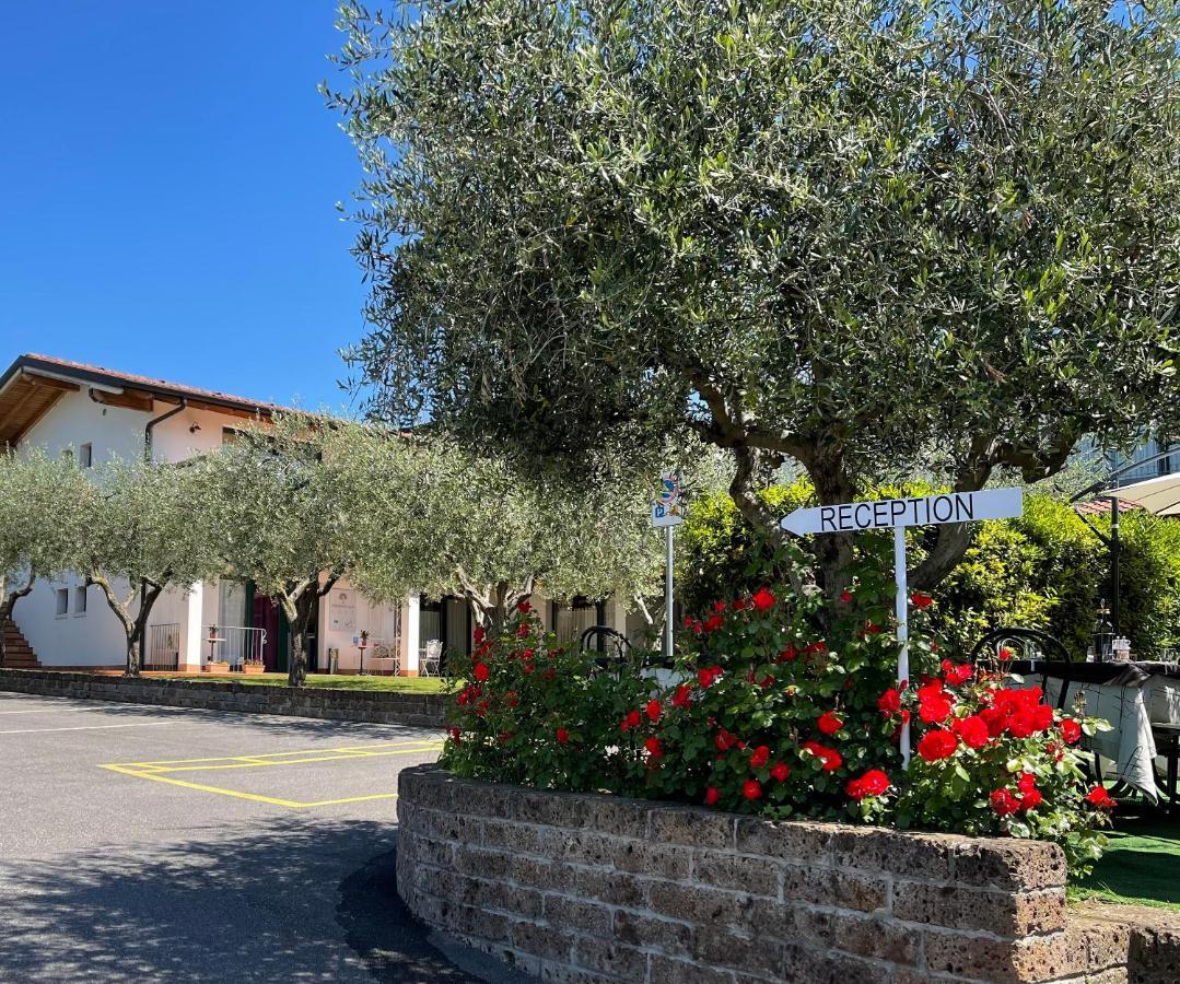 Residence Ulivi Cavaion Veronese Exteriér fotografie